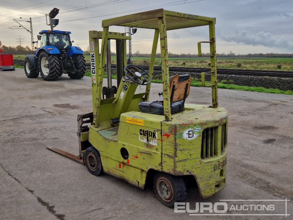 Clark H500V30PD - Chariot élévateur: photos 3 Clark H500V30PD - Chariot élévateur: photos 3