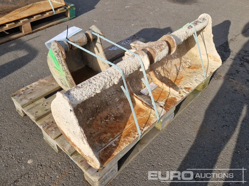 Ditching + Digging Buckets, MORIN (2 of) - Godet: photos 4 Ditching + Digging Buckets, MORIN (2 of) - Godet: photos 4