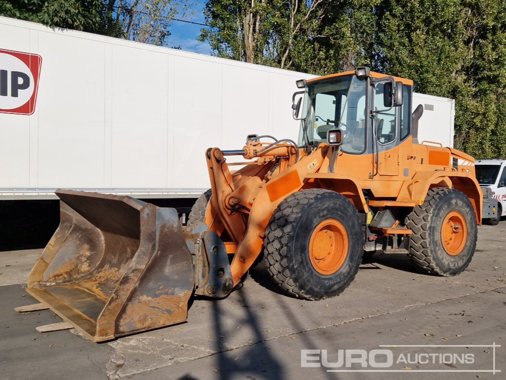 Doosan DL200 - Chargeuse sur pneus: photos 1 Doosan DL200 - Chargeuse sur pneus: photos 1