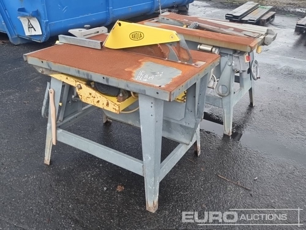 ElectricTable Saw (2 of) - Matériel de chantier: photos 1 ElectricTable Saw (2 of) - Matériel de chantier: photos 1