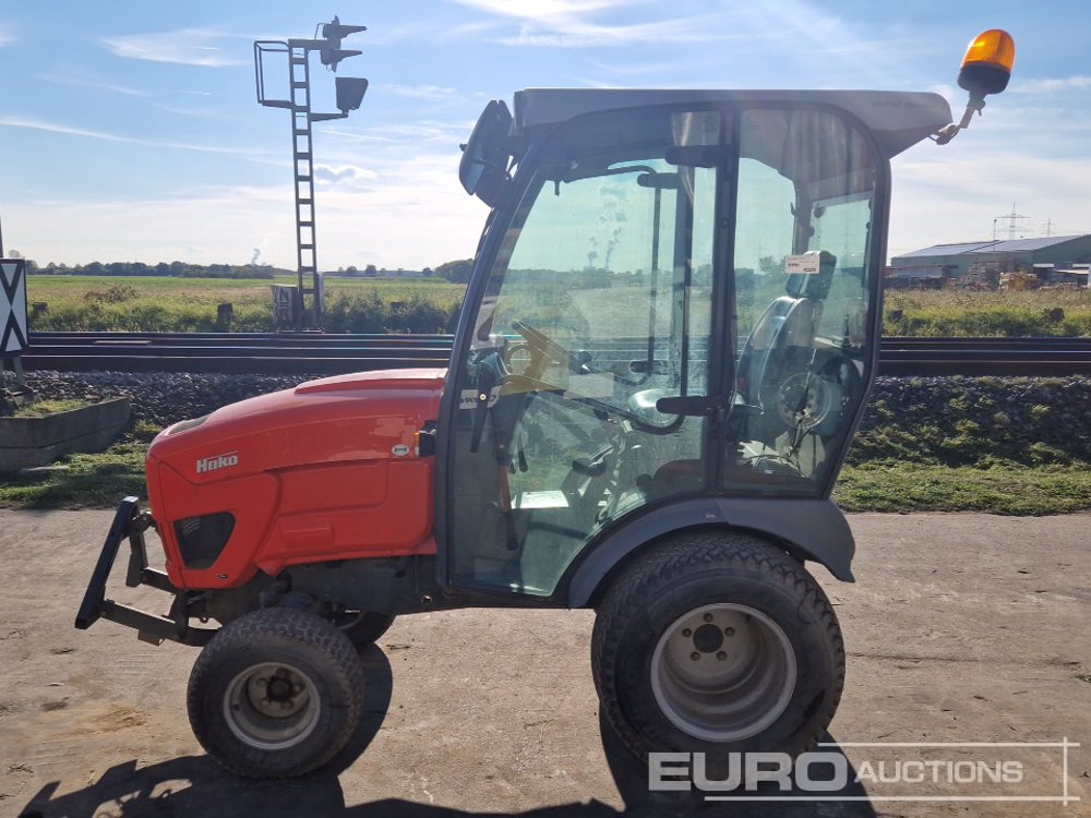 Hako 4WD Compact Tractor (No Drive Shaft) - Micro tracteur: photos 2 Hako 4WD Compact Tractor (No Drive Shaft) - Micro tracteur: photos 2