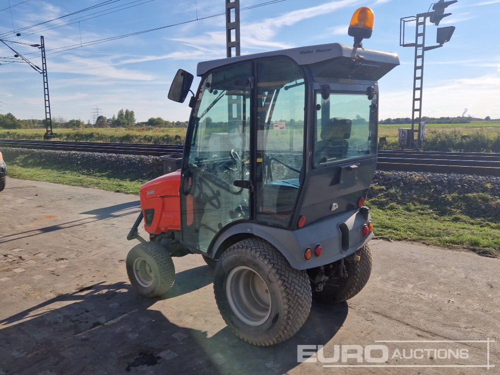 Hako 4WD Compact Tractor (No Drive Shaft) - Micro tracteur: photos 3 Hako 4WD Compact Tractor (No Drive Shaft) - Micro tracteur: photos 3