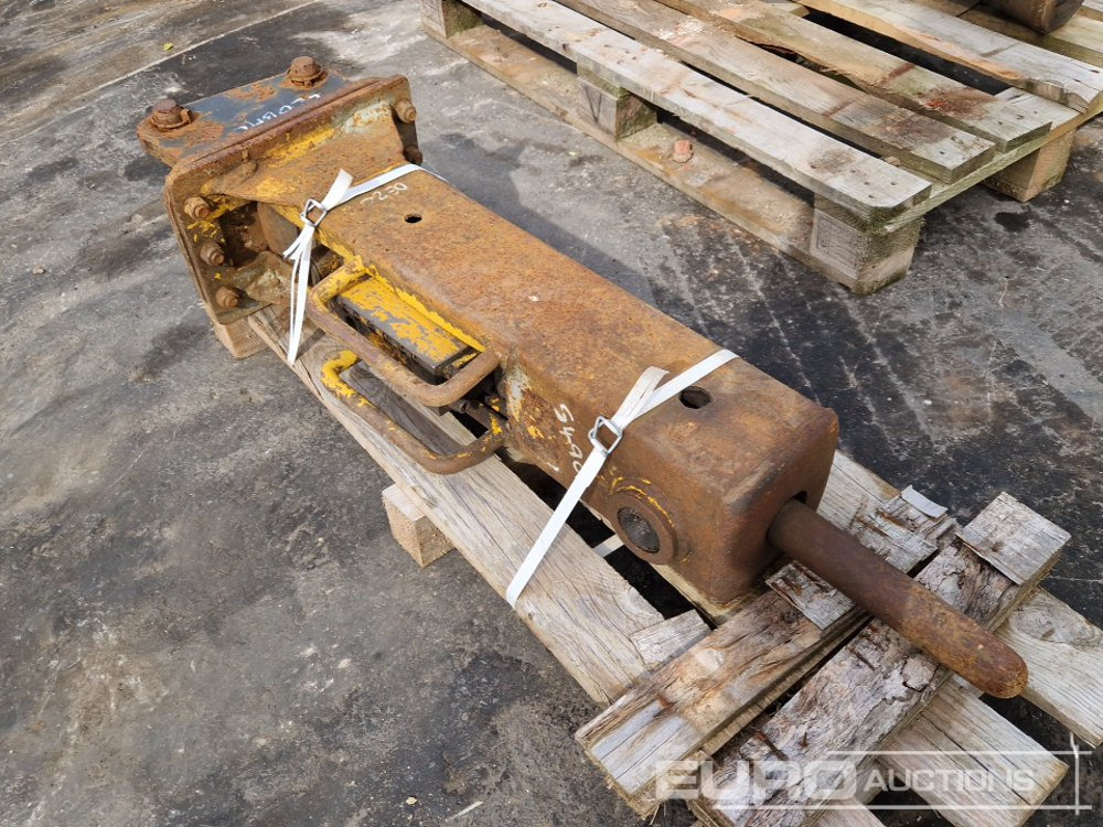 Hydraulic Breaker - Marteau hydraulique: photos 4 Hydraulic Breaker - Marteau hydraulique: photos 4