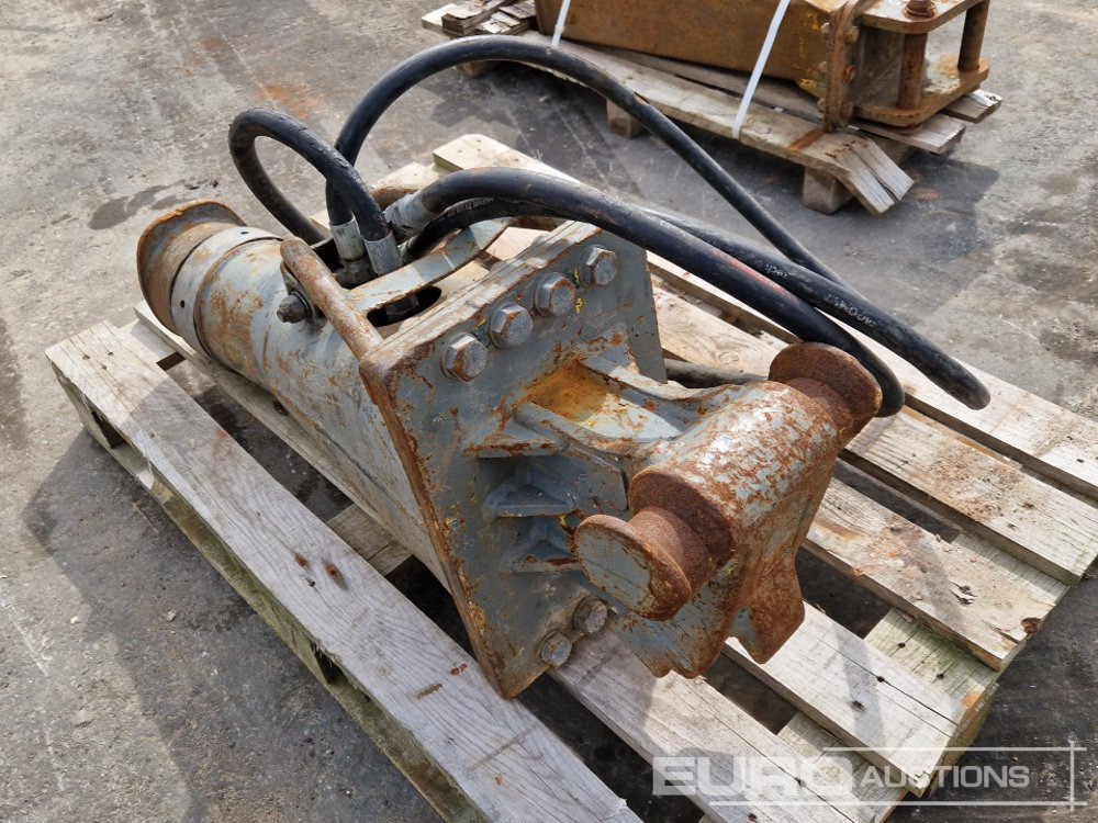 Hydraulic Breaker - Marteau hydraulique: photos 2 Hydraulic Breaker - Marteau hydraulique: photos 2