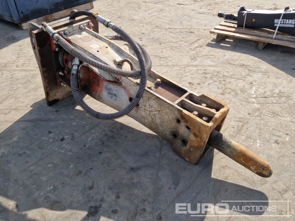 Hydraulic Breaker - Marteau hydraulique: photos 4 Hydraulic Breaker - Marteau hydraulique: photos 4