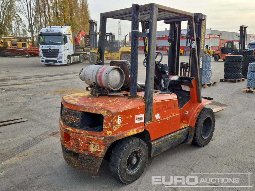Hyster H3.00XM - Chariot élévateur: photos 4 Hyster H3.00XM - Chariot élévateur: photos 4