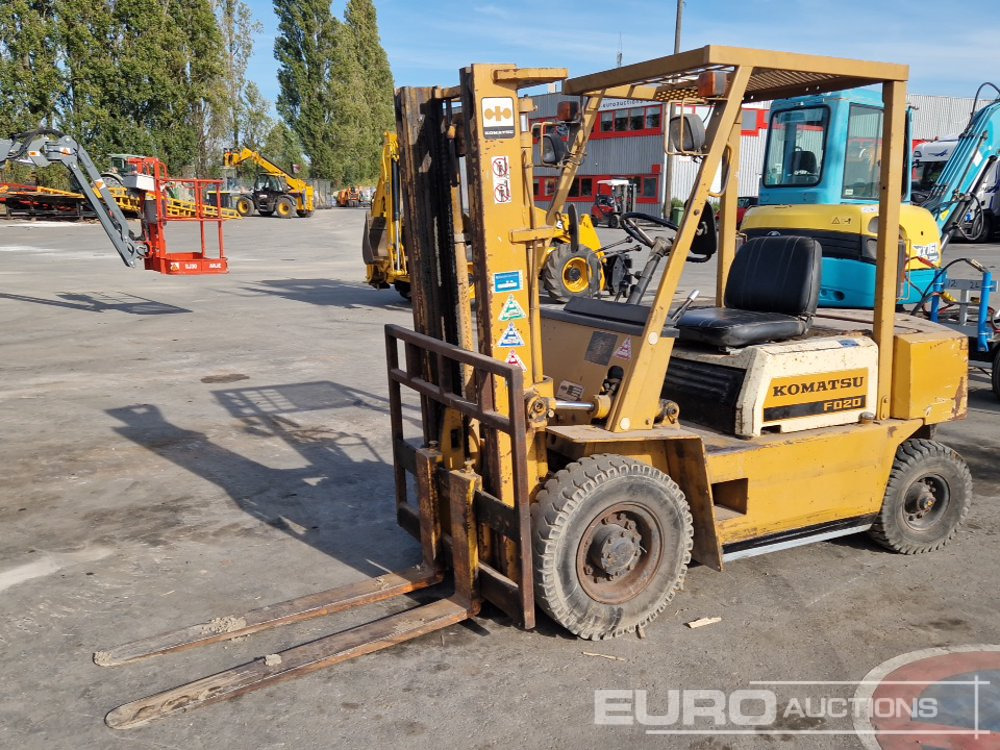 Komatsu FD25-10 - Chariot élévateur: photos 1 Komatsu FD25-10 - Chariot élévateur: photos 1
