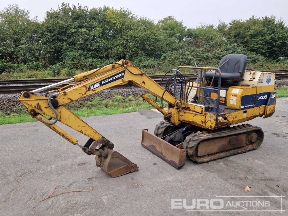 Komatsu PC05-6 - Mini pelle: photos 1 Komatsu PC05-6 - Mini pelle: photos 1