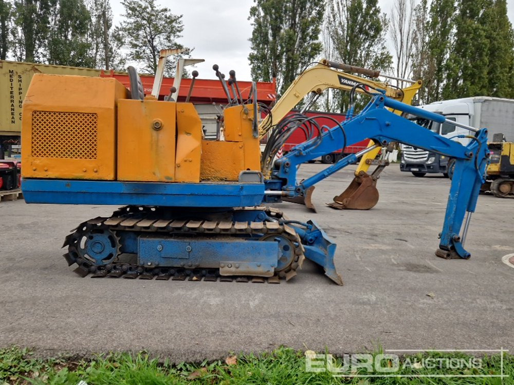 Komatsu PC05 - Mini pelle: photos 5 Komatsu PC05 - Mini pelle: photos 5