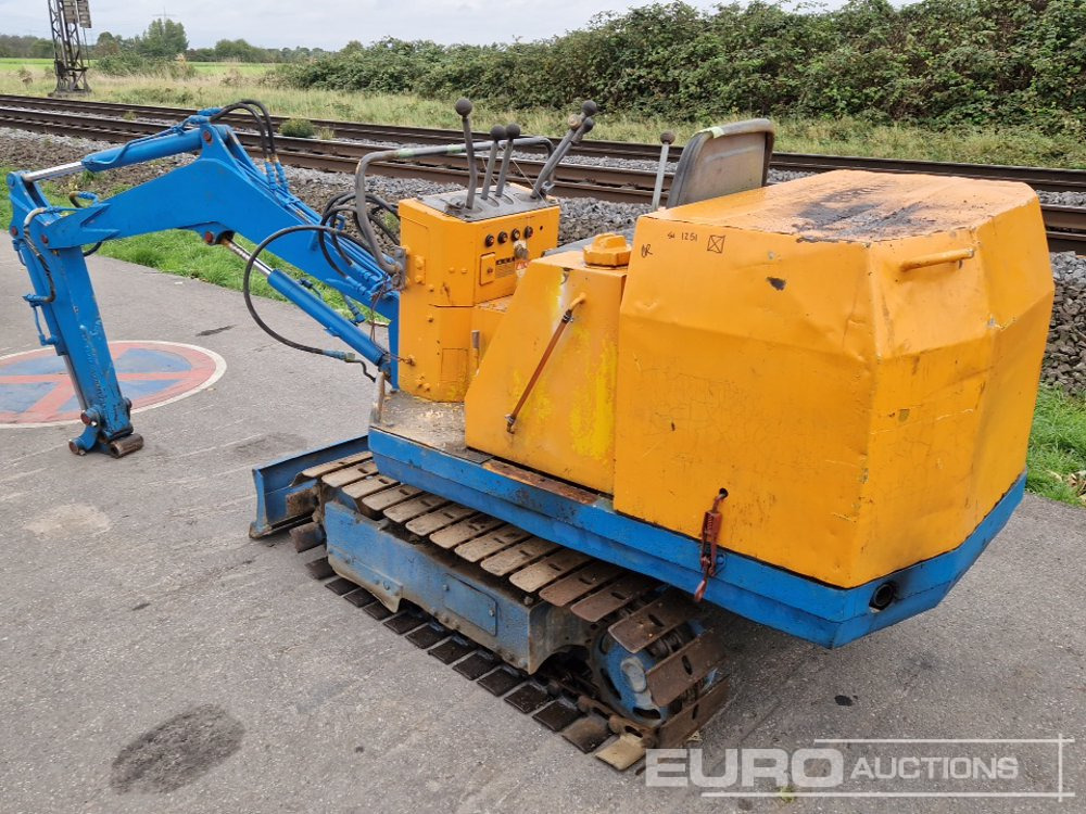 Komatsu PC05 - Mini pelle: photos 3 Komatsu PC05 - Mini pelle: photos 3