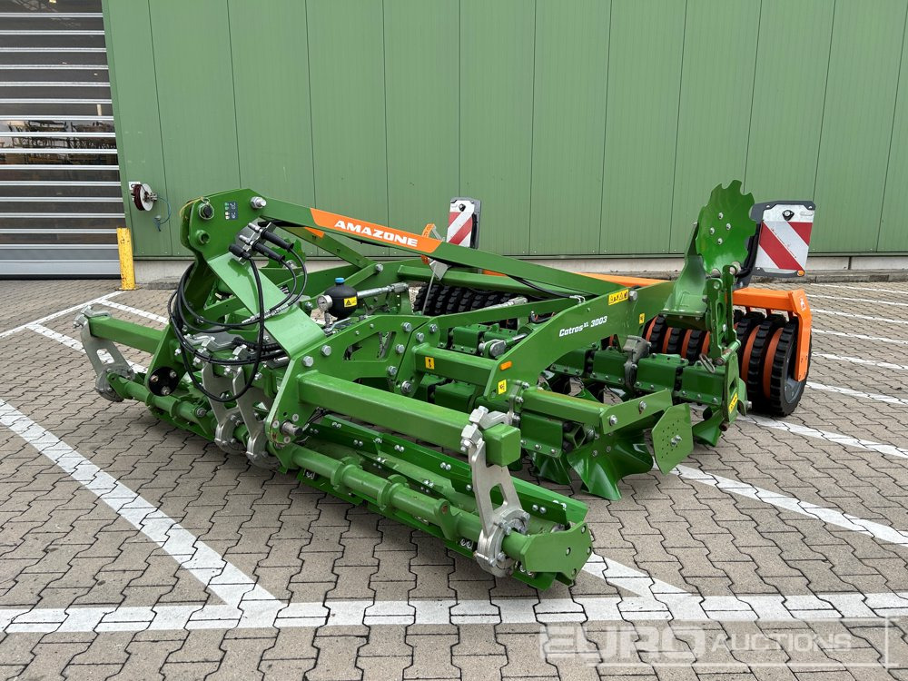 2023 Amazone CATROS 3003 + - Machine agricole: photos 1 2023 Amazone CATROS 3003 + - Machine agricole: photos 1