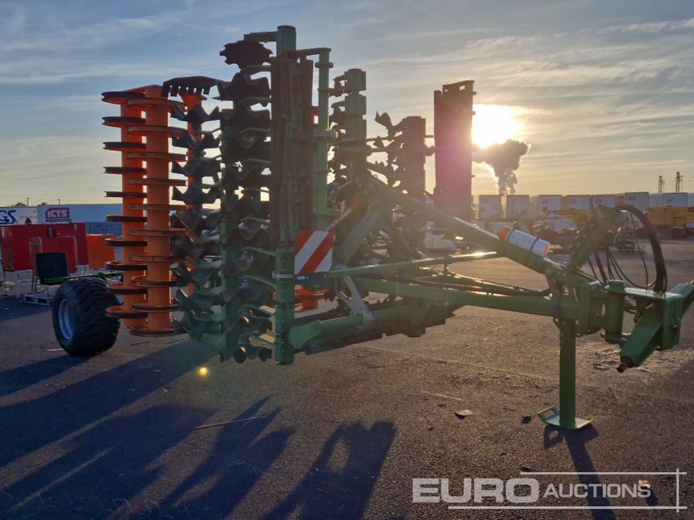 2023 Amazone Catros+ 5003-2TS - Machine agricole: photos 5 2023 Amazone Catros+ 5003-2TS - Machine agricole: photos 5