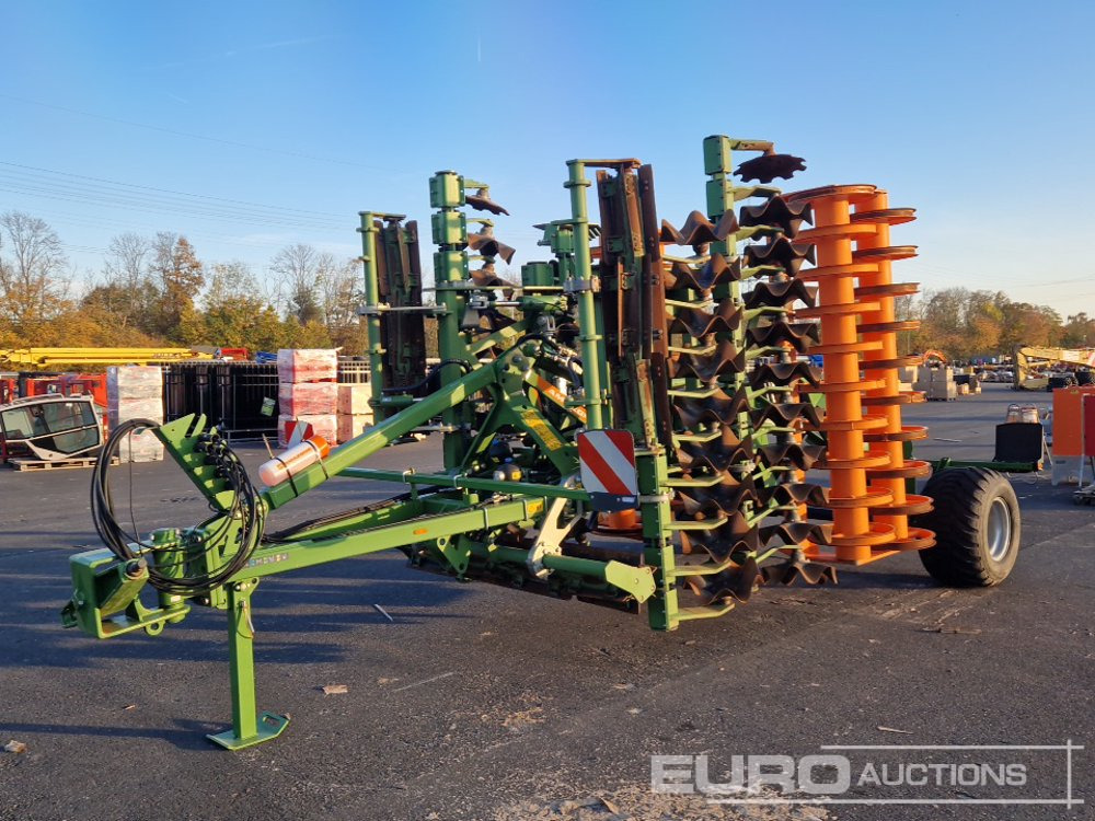 2023 Amazone Catros+ 5003-2TS - Machine agricole: photos 1 2023 Amazone Catros+ 5003-2TS - Machine agricole: photos 1