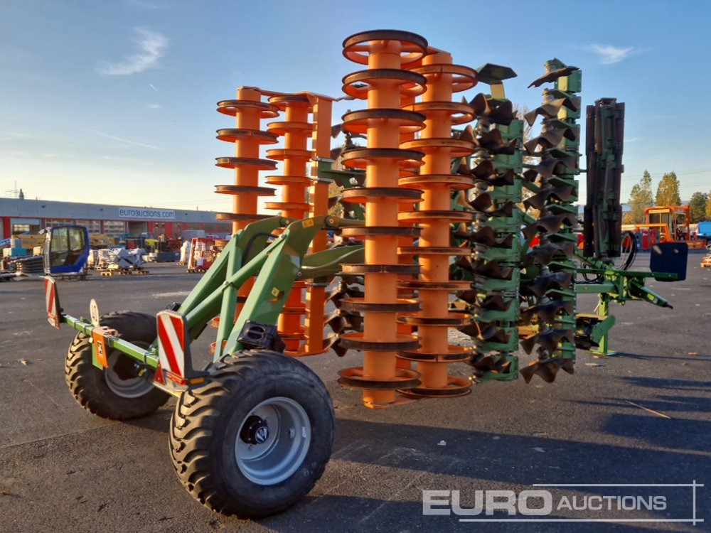 2023 Amazone Catros+ 5003-2TS - Machine agricole: photos 4 2023 Amazone Catros+ 5003-2TS - Machine agricole: photos 4