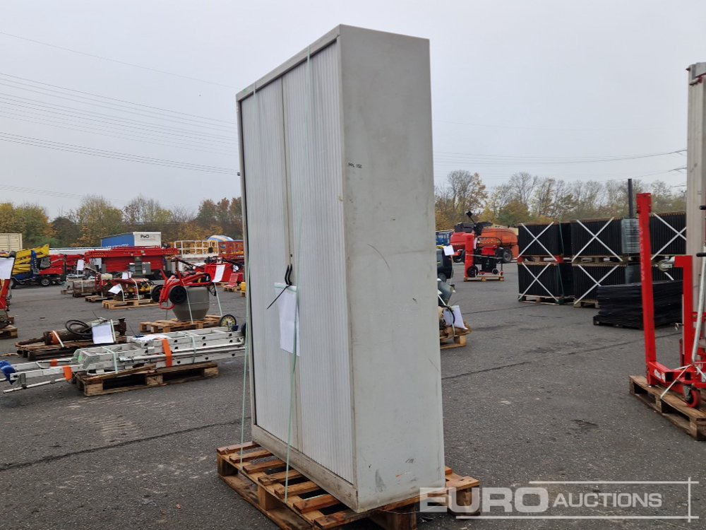 Metal Filling Cabinet - Matériel de chantier: photos 2 Metal Filling Cabinet - Matériel de chantier: photos 2