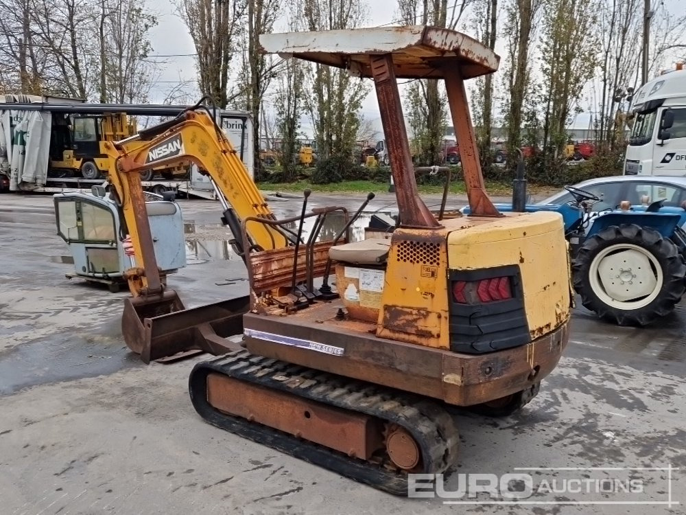 Nissan N260.2 - Mini pelle: photos 3 Nissan N260.2 - Mini pelle: photos 3