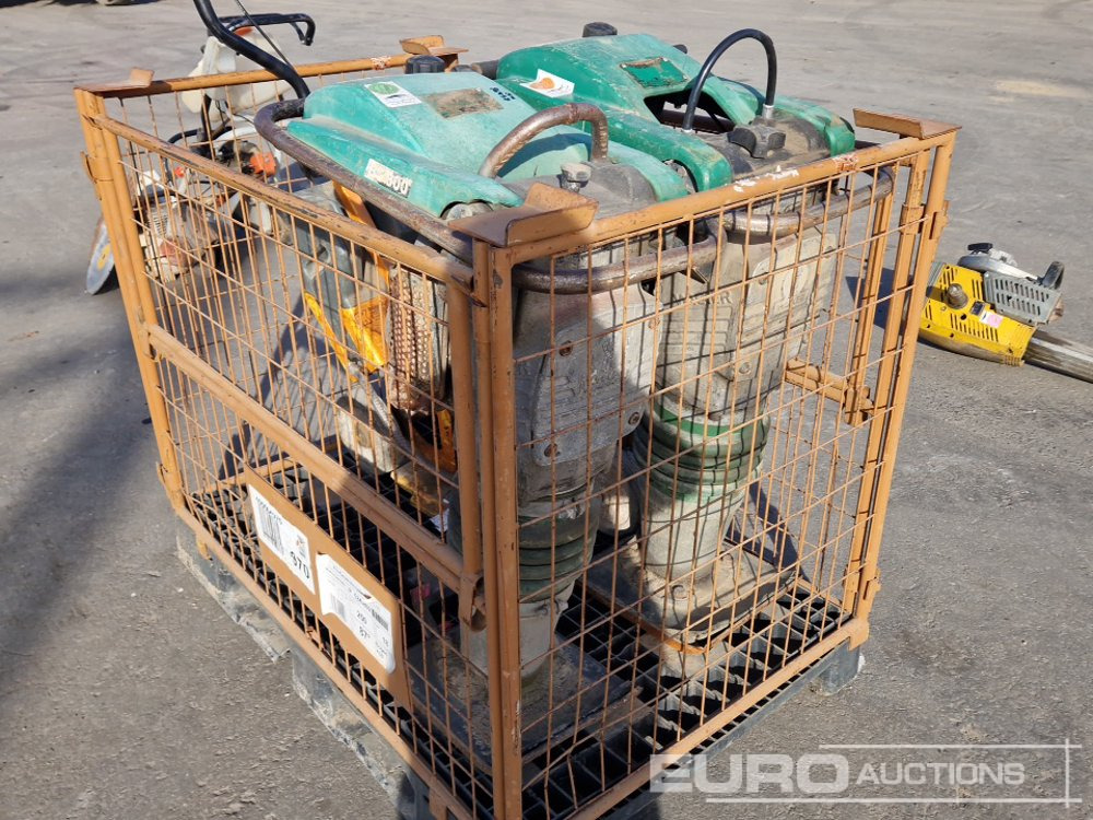 Pallet of Compaction Rammers, Asphalt Saw ( Incomplete) - Matériel de chantier: photos 1 Pallet of Compaction Rammers, Asphalt Saw ( Incomplete) - Matériel de chantier: photos 1