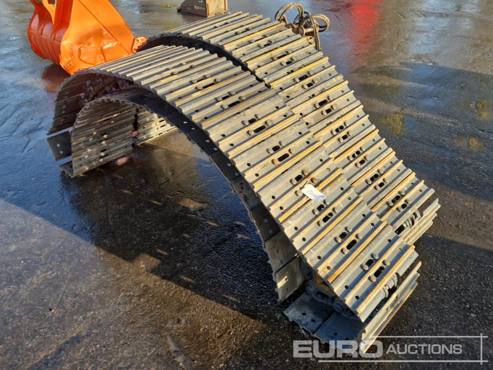400mm Steel Tracks to suit 5 Ton Excavator - Pièces de rechange pour Pelle: photos 2 400mm Steel Tracks to suit 5 Ton Excavator - Pièces de rechange pour Pelle: photos 2