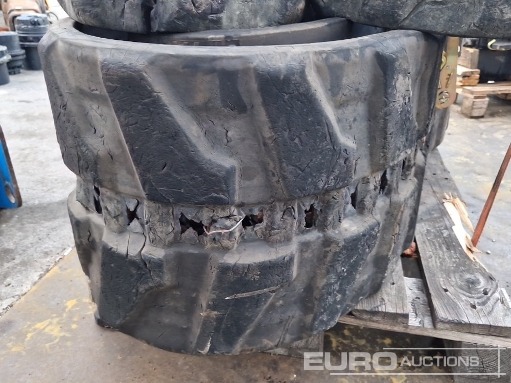 Chenille pour Engins de chantier Rubber Tracks to suit Mini Excavator (2 of): photos 6