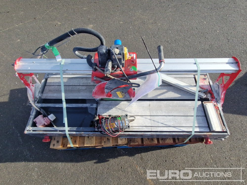 Table Saw - Matériel de chantier: photos 5 Table Saw - Matériel de chantier: photos 5