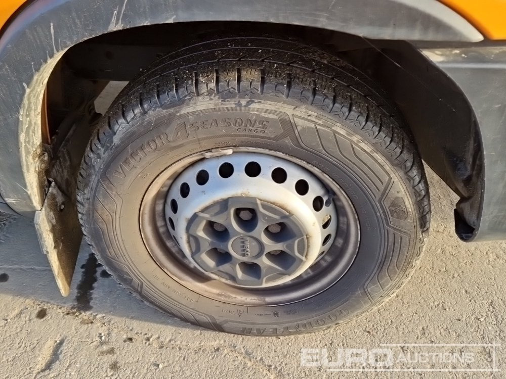 Véhicule utilitaire 2021 Iveco Daily: photos 9