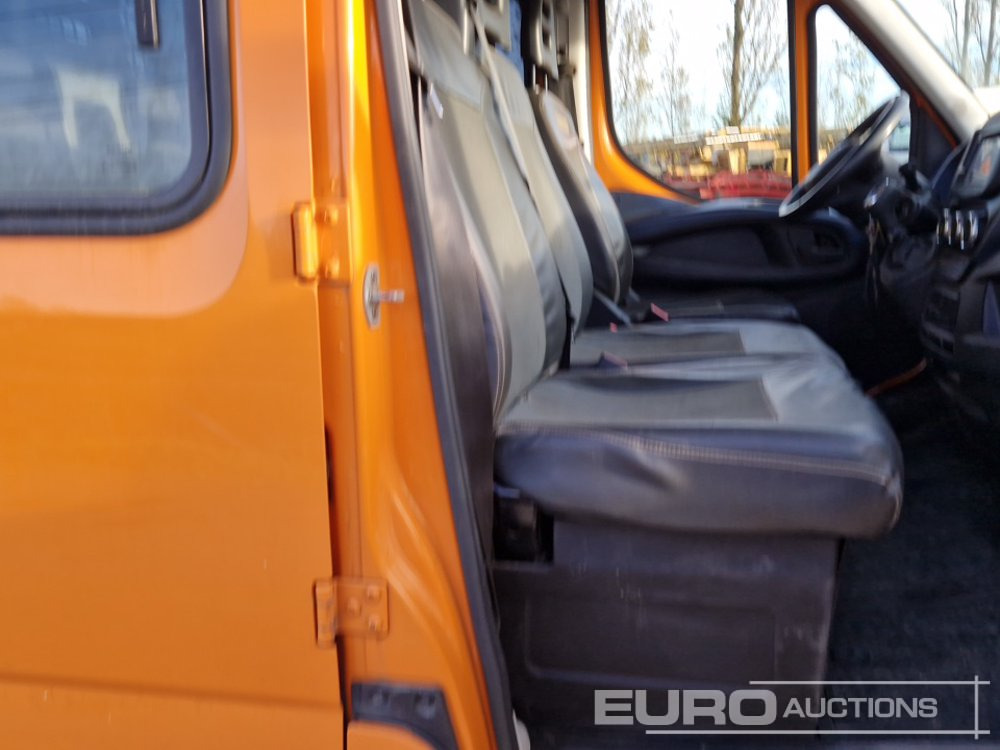 Véhicule utilitaire 2021 Iveco Daily: photos 29