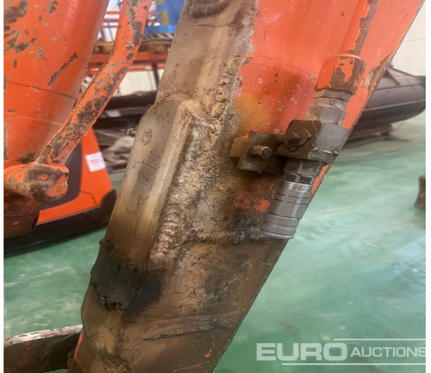 2006 Hitachi ZX35U-2 - Mini pelle: photos 4 2006 Hitachi ZX35U-2 - Mini pelle: photos 4