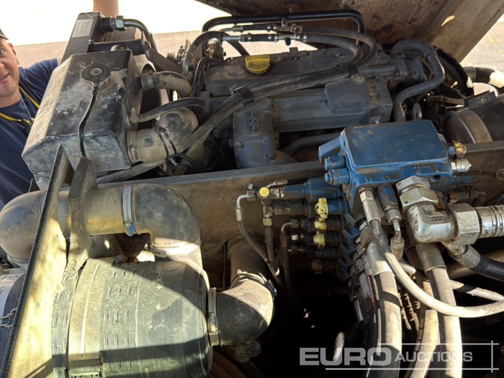 Pelle sur pneus 2008 Terex TW110: photos 45