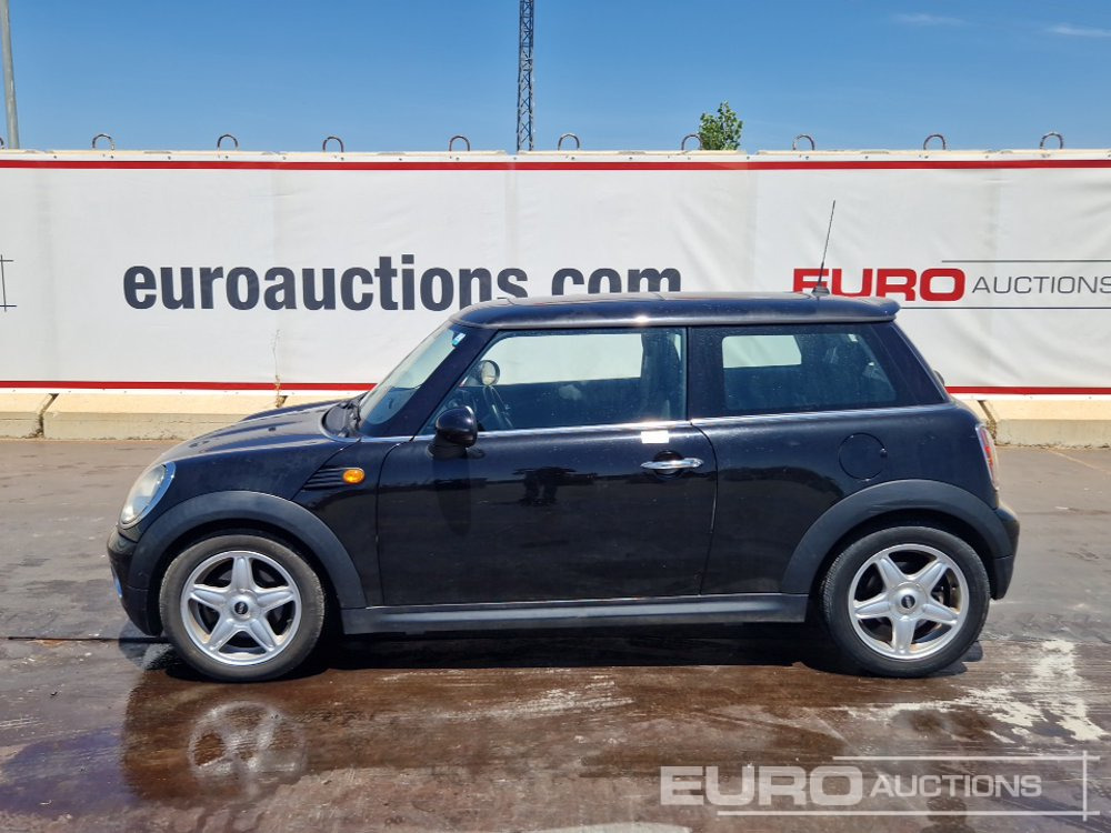 2009 Mini Cooper - Voiture: photos 2 2009 Mini Cooper - Voiture: photos 2