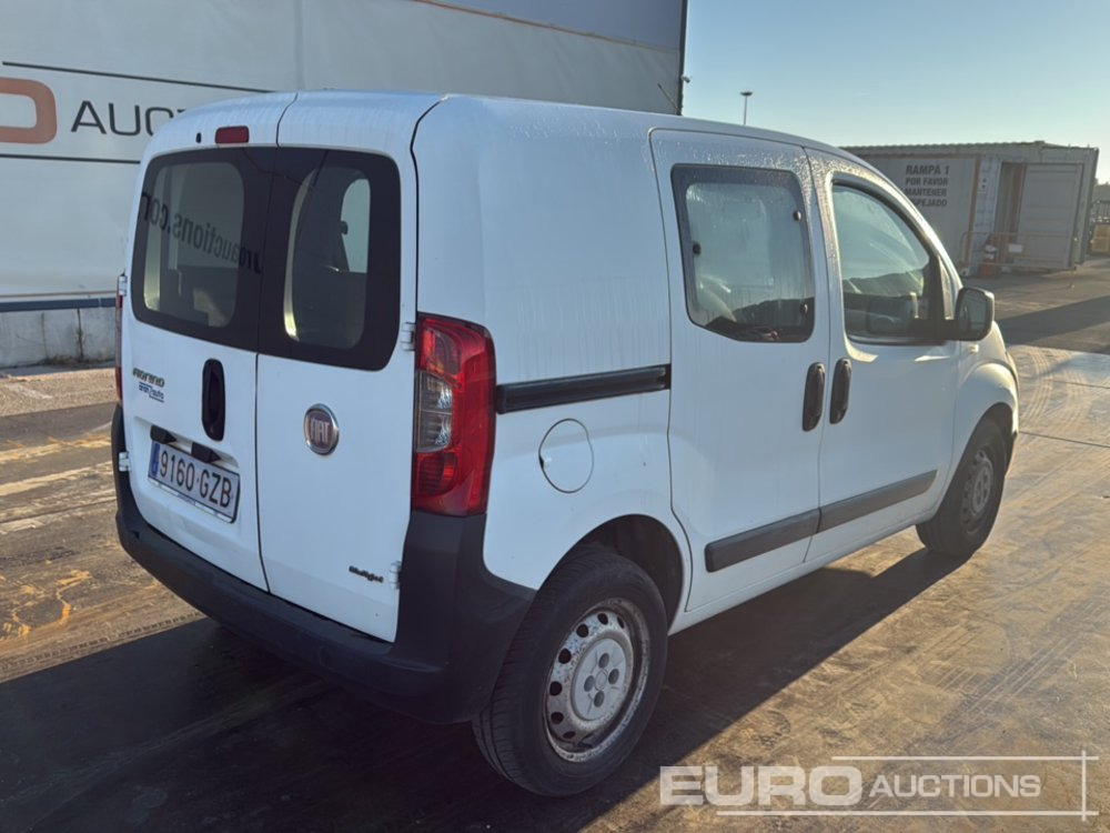 2010 Fiat Fiorino - Fourgonnette, Utilitaire double cabine: photos 5 2010 Fiat Fiorino - Fourgonnette, Utilitaire double cabine: photos 5