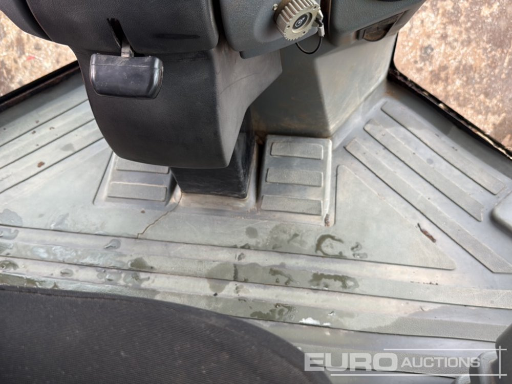 Compacteur 2011 CAT CS74: photos 25