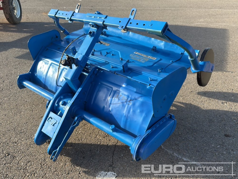 Mitsubishi P1200S - Machine agricole: photos 4 Mitsubishi P1200S - Machine agricole: photos 4