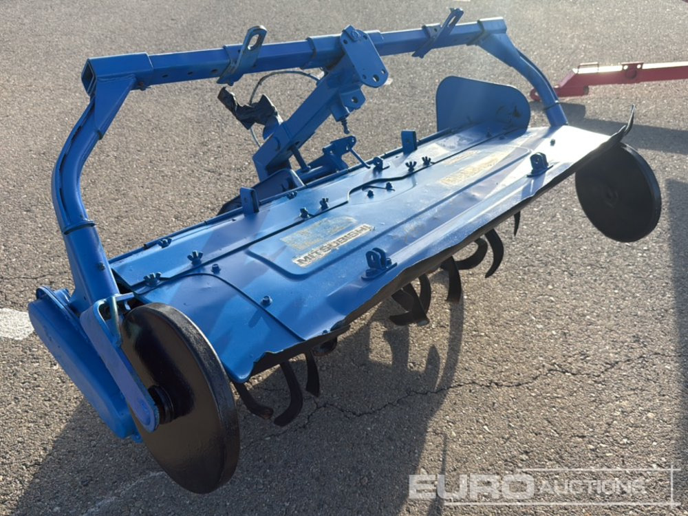 Mitsubishi P1200S - Machine agricole: photos 1 Mitsubishi P1200S - Machine agricole: photos 1