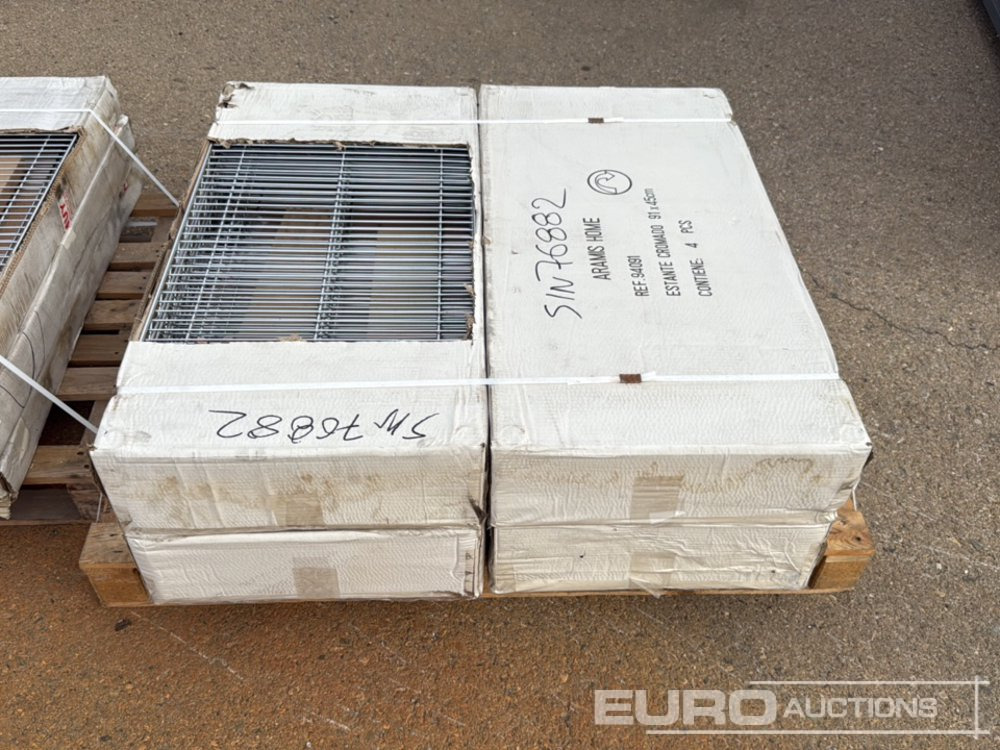 Pallet of Various Metal Shelves (2 of) - Matériel de chantier: photos 5 Pallet of Various Metal Shelves (2 of) - Matériel de chantier: photos 5