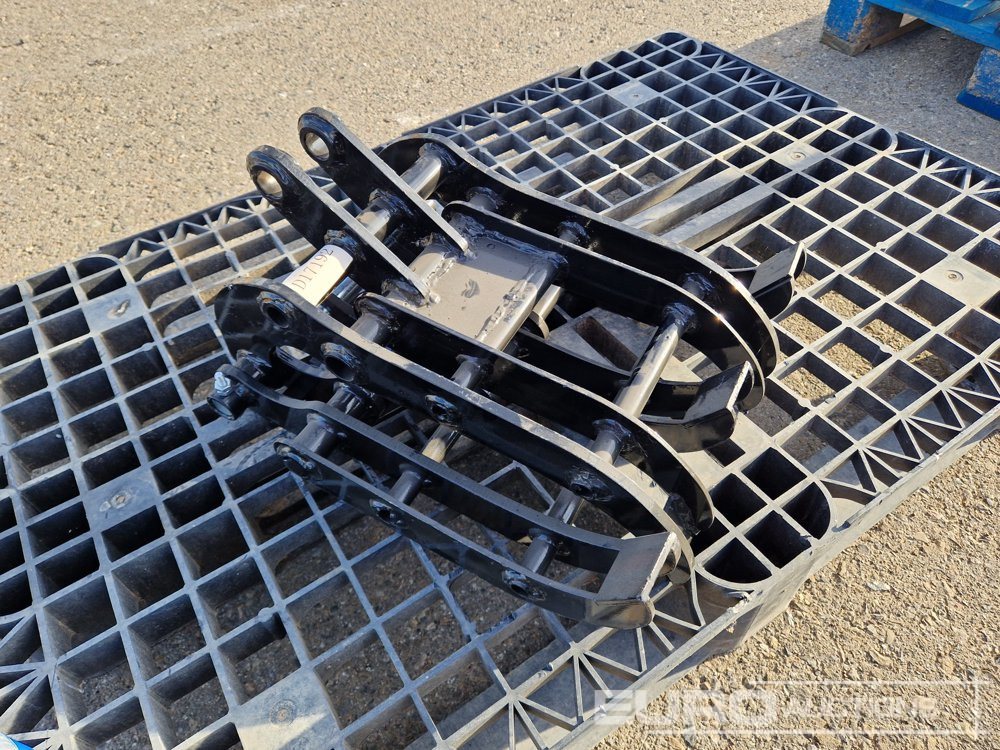 Unused 2025 Captok Grapple to suit 1-2 Excavator / Pinza Hidraúlica para Excavadora 1-2 Toneladas - Grappin: photos 1 Unused 2025 Captok Grapple to suit 1-2 Excavator / Pinza Hidraúlica para Excavadora 1-2 Toneladas - Grappin: photos 1