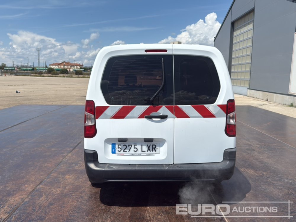 2022 Toyota Proace City - Véhicule utilitaire: photos 4 2022 Toyota Proace City - Véhicule utilitaire: photos 4