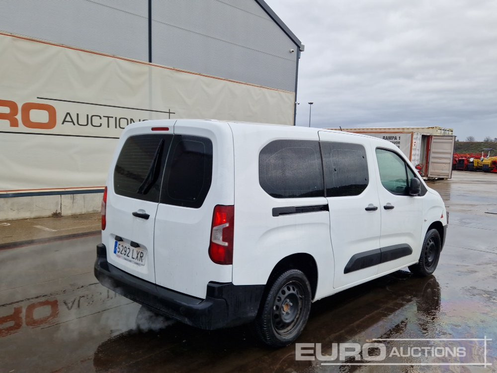 2022 Toyota Proace City - Véhicule utilitaire: photos 5 2022 Toyota Proace City - Véhicule utilitaire: photos 5