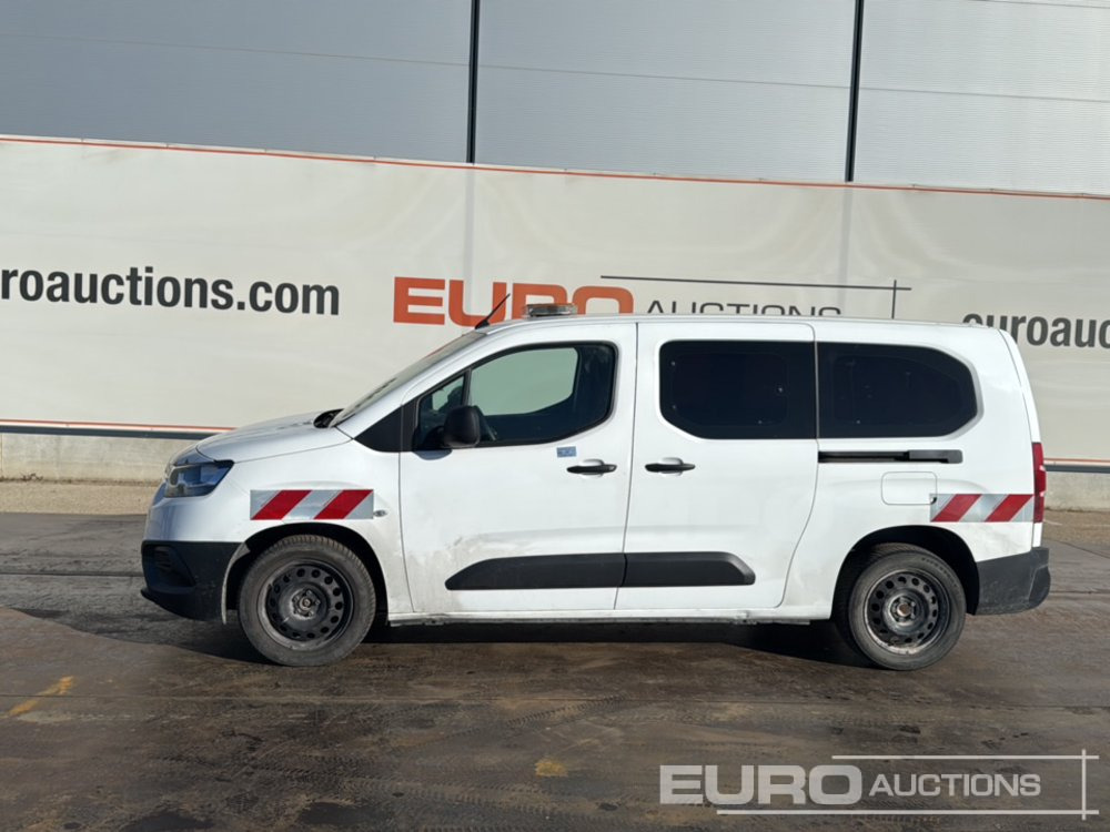 2022 Toyota Proace City - Véhicule utilitaire: photos 2 2022 Toyota Proace City - Véhicule utilitaire: photos 2