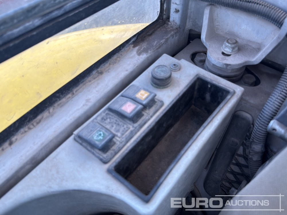 Mini pelle Wacker Neuson 28Z3 RD: photos 42 Mini pelle Wacker Neuson 28Z3 RD: photos 42