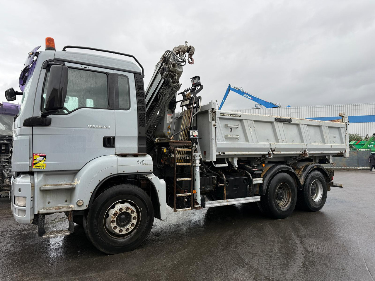 Camion porteur grue bi-benne MAN TGS 26.320 AB-504-HR - Camion benne, Camion grue: photos 2 Camion porteur grue bi-benne MAN TGS 26.320 AB-504-HR - Camion benne, Camion grue: photos 2