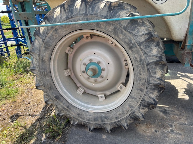 Amazone BBG S 330 Plus - Pulvérisateur: photos 5 Amazone BBG S 330 Plus - Pulvérisateur: photos 5