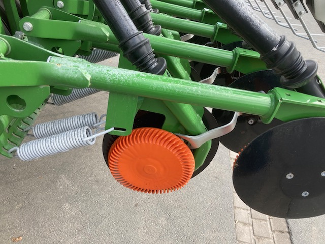 Amazone Cataya 3000 Special - Semoir: photos 5 Amazone Cataya 3000 Special - Semoir: photos 5