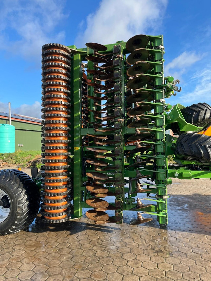 Amazone Catros 12003-2TS - Cover crop: photos 3 Amazone Catros 12003-2TS - Cover crop: photos 3