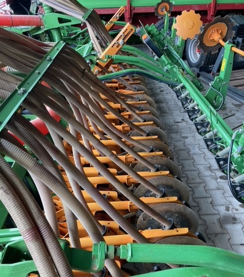 Amazone KG 6001-2 P2000 - Semoir: photos 2 Amazone KG 6001-2 P2000 - Semoir: photos 2