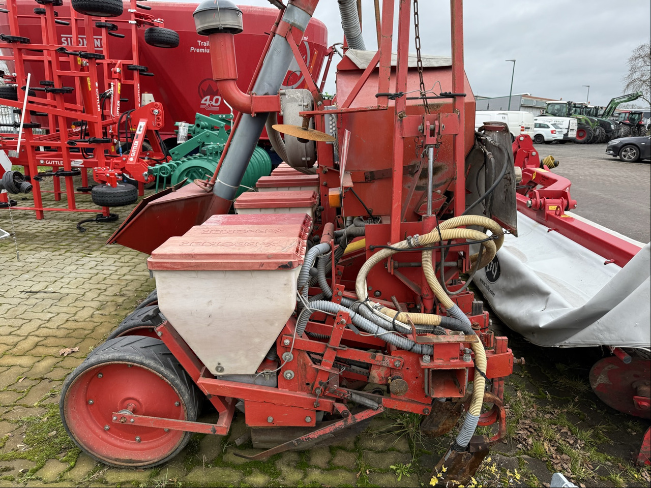 Becker Aeromat T 8-Reihig - Semoir: photos 3 Becker Aeromat T 8-Reihig - Semoir: photos 3