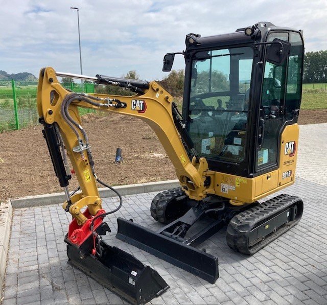Caterpillar 301.6 - Pelle: photos 1 Caterpillar 301.6 - Pelle: photos 1