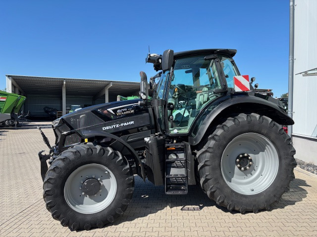 Deutz-Fahr Agrotron 6215 TTV - Warrior - Tracteur agricole: photos 1 Deutz-Fahr Agrotron 6215 TTV - Warrior - Tracteur agricole: photos 1