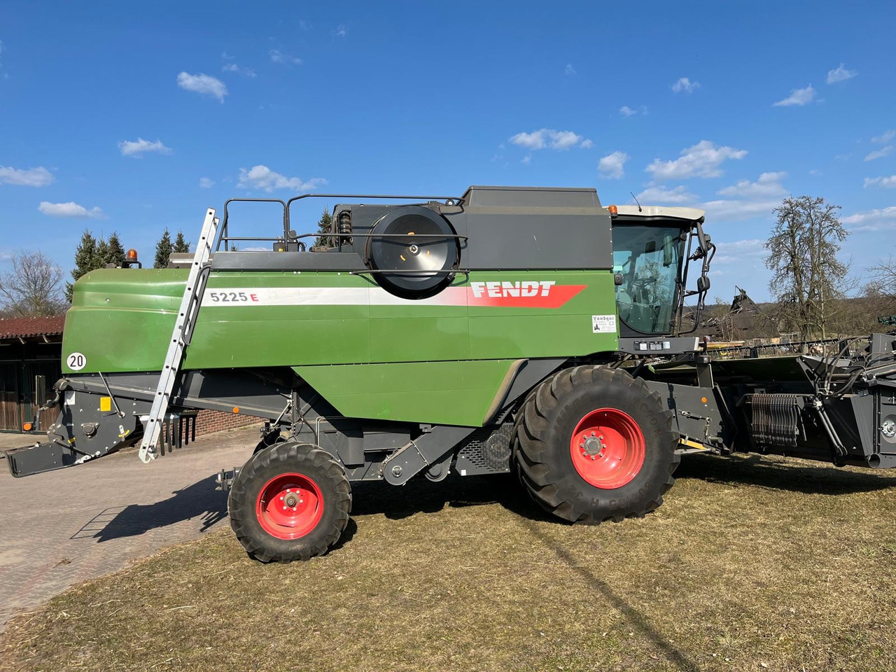 Moissonneuse-batteuse Fendt 5225 E   5,50m PowerFlow Schneiwerk: photos 17