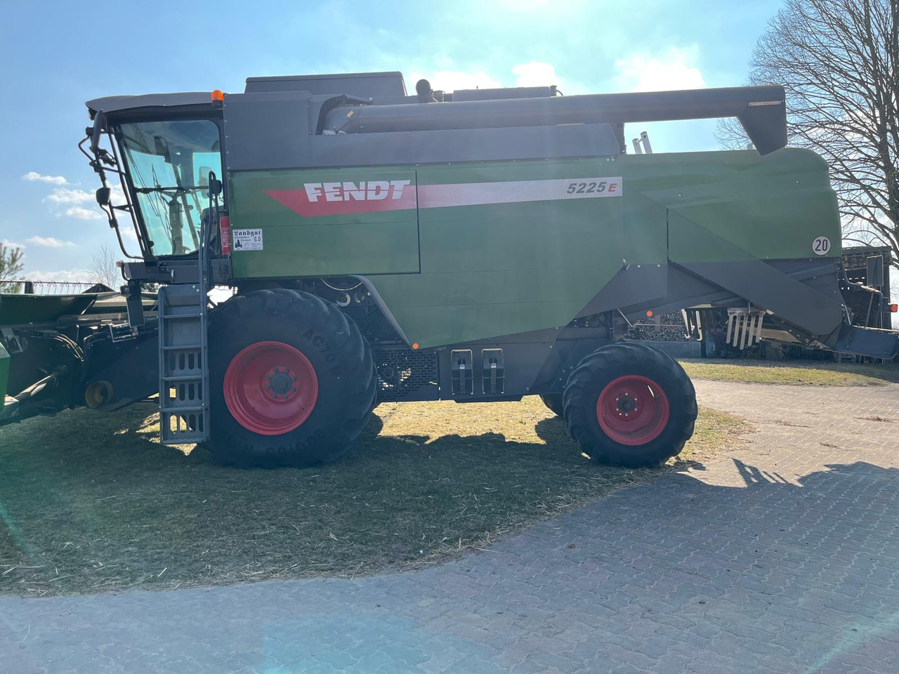 Moissonneuse-batteuse Fendt 5225 E   5,50m PowerFlow Schneiwerk: photos 7