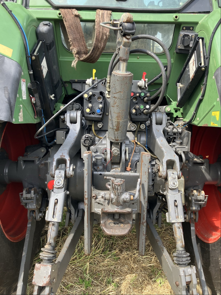 Tracteur agricole Fendt 718 Com3 Vario TMS: photos 6